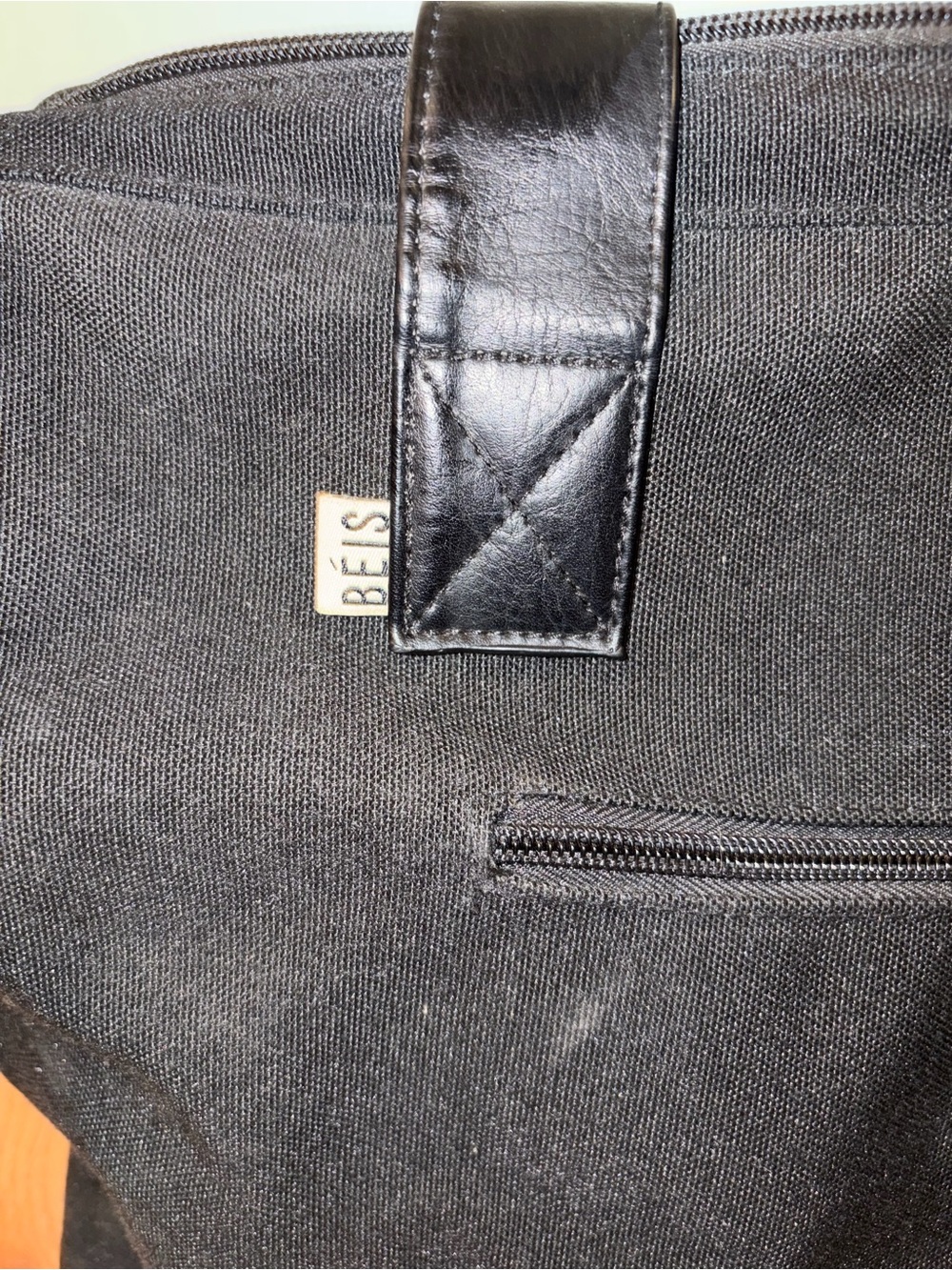 BÉIS The Weekender Bag Black Structured Bottom Compartment Laptop Sleeve - Picture 2 of 15